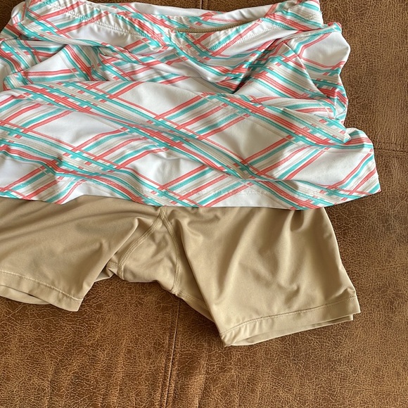 Tail Golf Skirt/Skort in XS - Picture 4 of 4